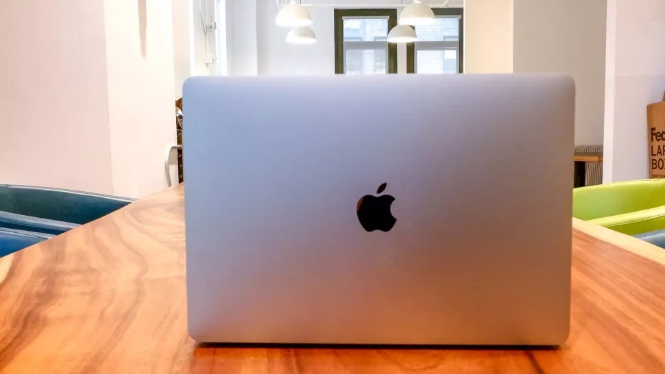 Apple MacBook Pro M2