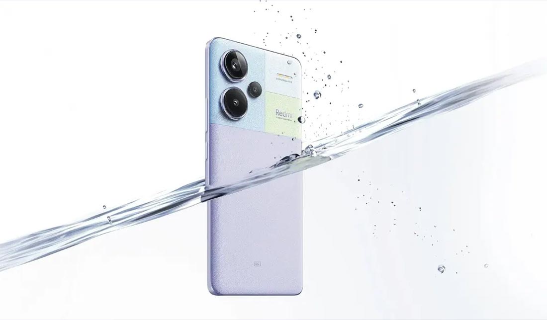 نمایش گوشی شیائومی ردمی نوت 13 پرو پلاس در آب