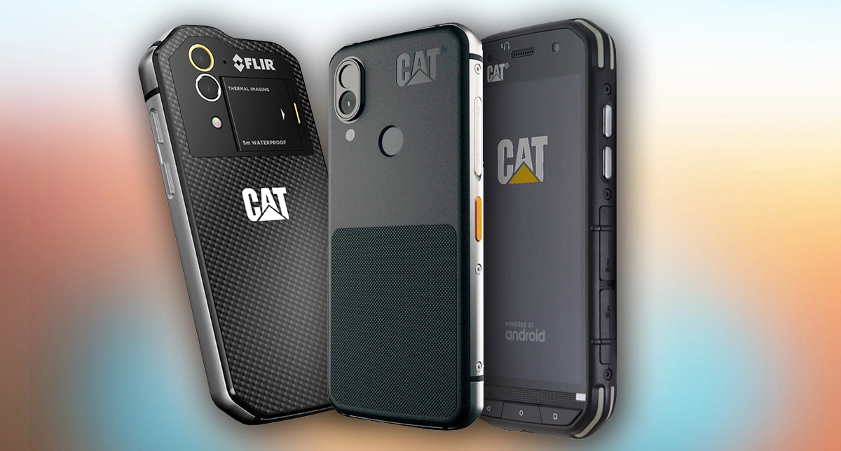 نمایش چند مدل از گوشی‌های کاترپیلار در کنار هم