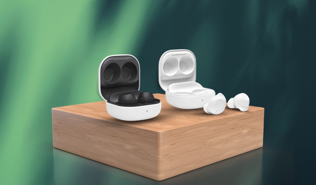 نمایش رنگبندی گلکسی بادز FE از نمای روبه‌رو