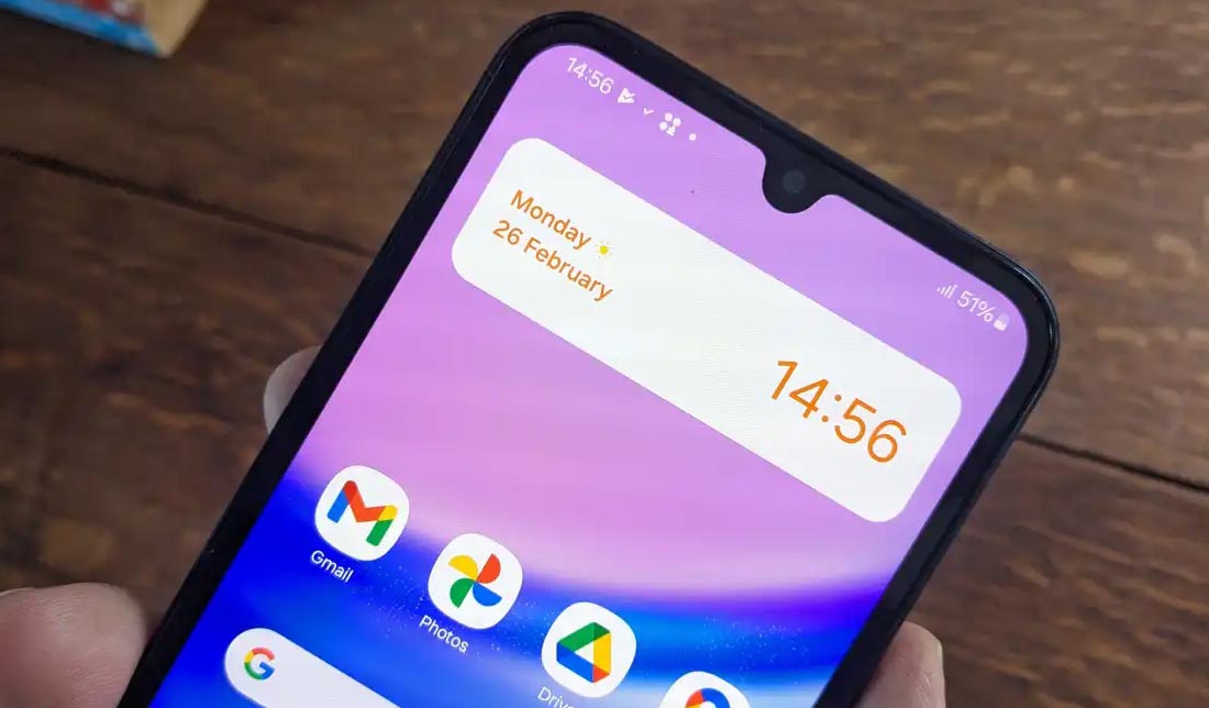 صفحه نمایش گوشی A15