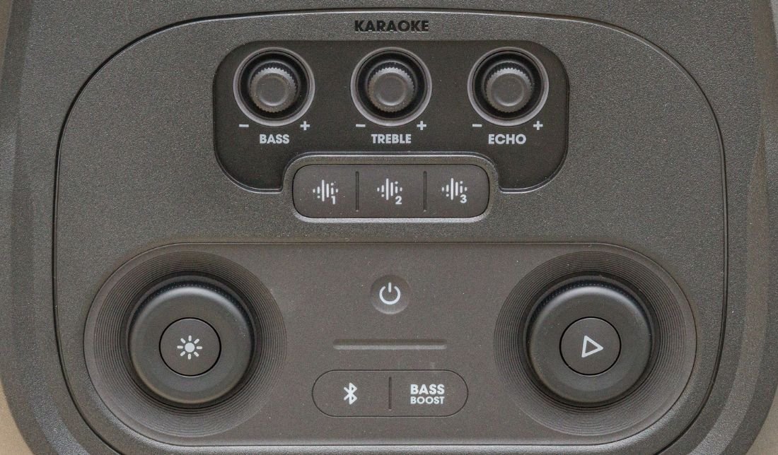 نمای نزدیک پنل کنترل اسپیکر جی بی ال مدل نمای کلی و از نزدیک اسپیکر پرتابل بلوتوثی جی بی ال مدل PartyBox 710