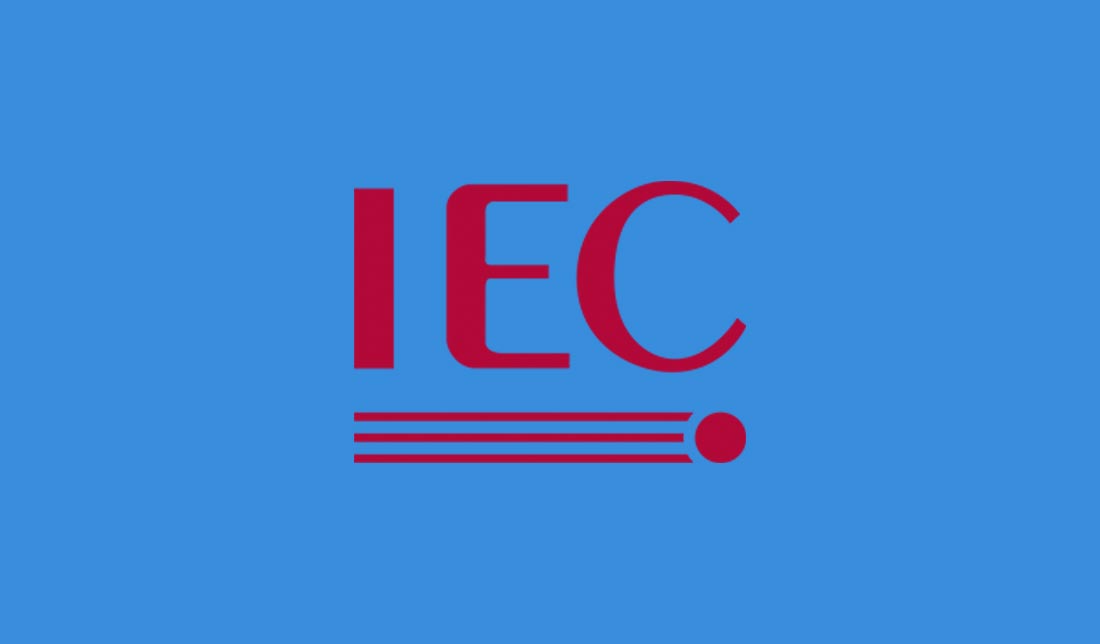 لوگوی IEC کمیسیون الکتروتکنیک بین‌المللی