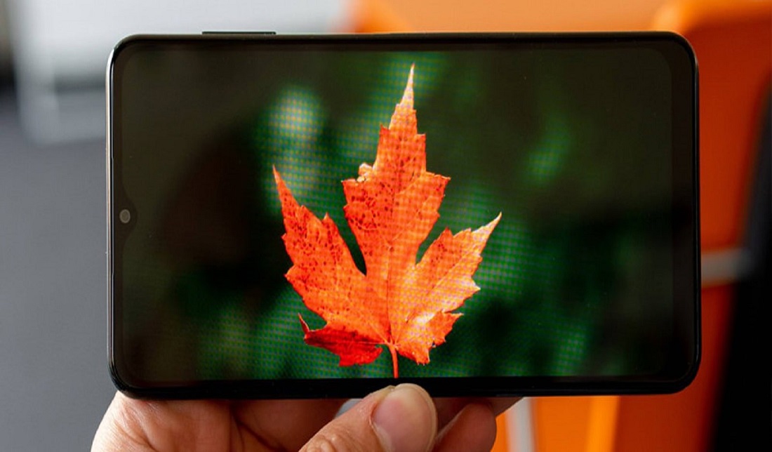 تصویر نمایشگر گوشی گلکسی A04