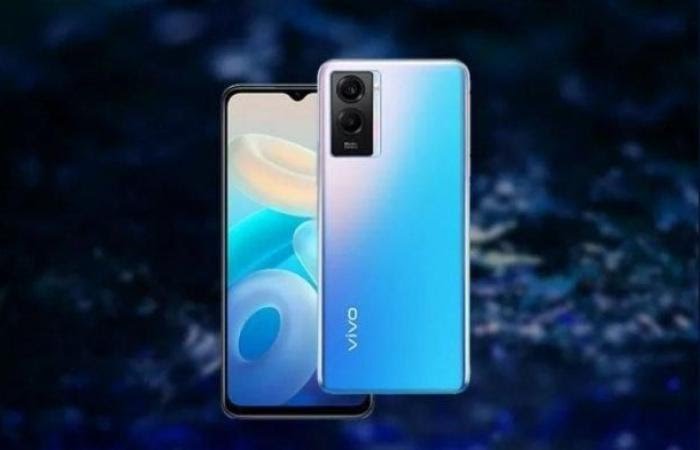 ویوو Y55s با باتری 6000 میلی‌آمپر ساعتی معرفی شد.