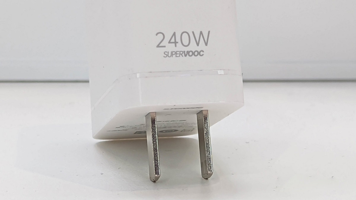 شارژر 240 واتی با سرعت شارژ باور نکردنی