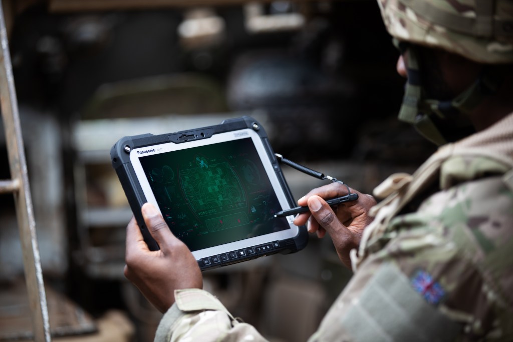 پاناسونیک از تبلت جان‌سخت Toughbook G2 رونمایی کرد.